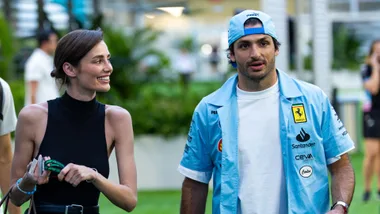 Carlos Sainz Girlfriend Rebecca Dondaldson