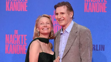 Pamela Anderson Liam Neeson Romance