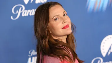 drew barrymore reveals she won't have plastic surgery