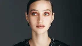 How To Give Your Makeup Some Holiday Magic