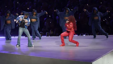 Kendrick lamar superbowl jeans