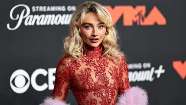 Sabrina Carpenter VMAs 2025